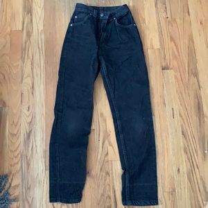 Black Straight Leg Vintage Levi’s